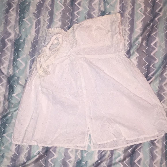 Large Pink Collection strapless white shirt - Picture 4 of 7